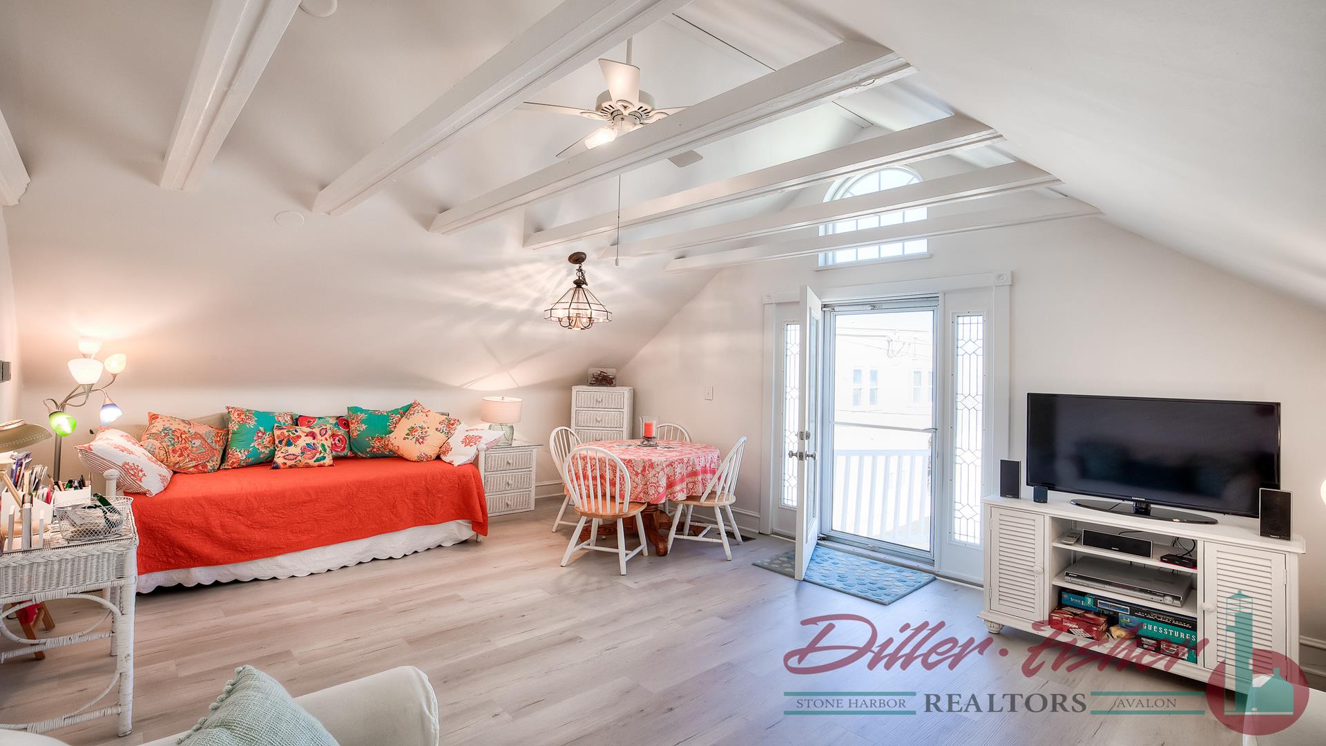 233 99th Street, Stone Harbor (Center)