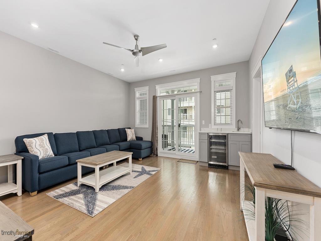 33 42nd Street - #204, Sea Isle City (Beach Block)