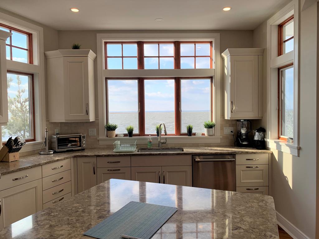 113 W. South 33rd Street, Beach Haven Gardens (Bay Front)