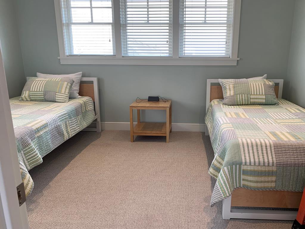 113 W. South 33rd Street, Beach Haven Gardens (Bay Front)