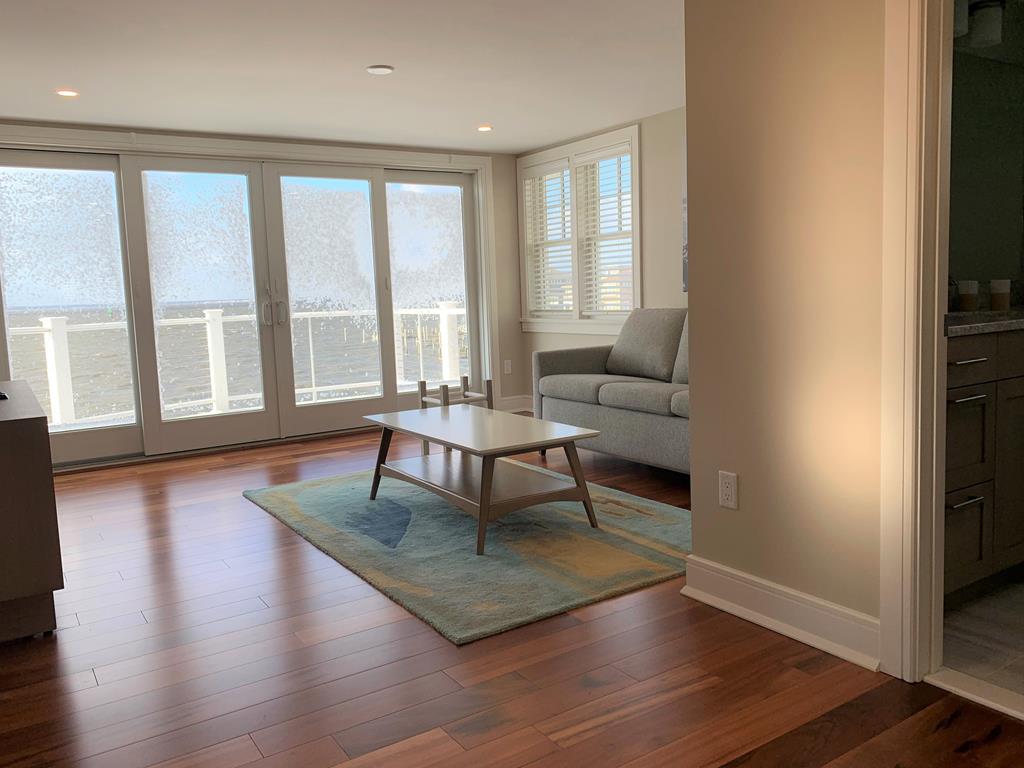 113 W. South 33rd Street, Beach Haven Gardens (Bay Front)