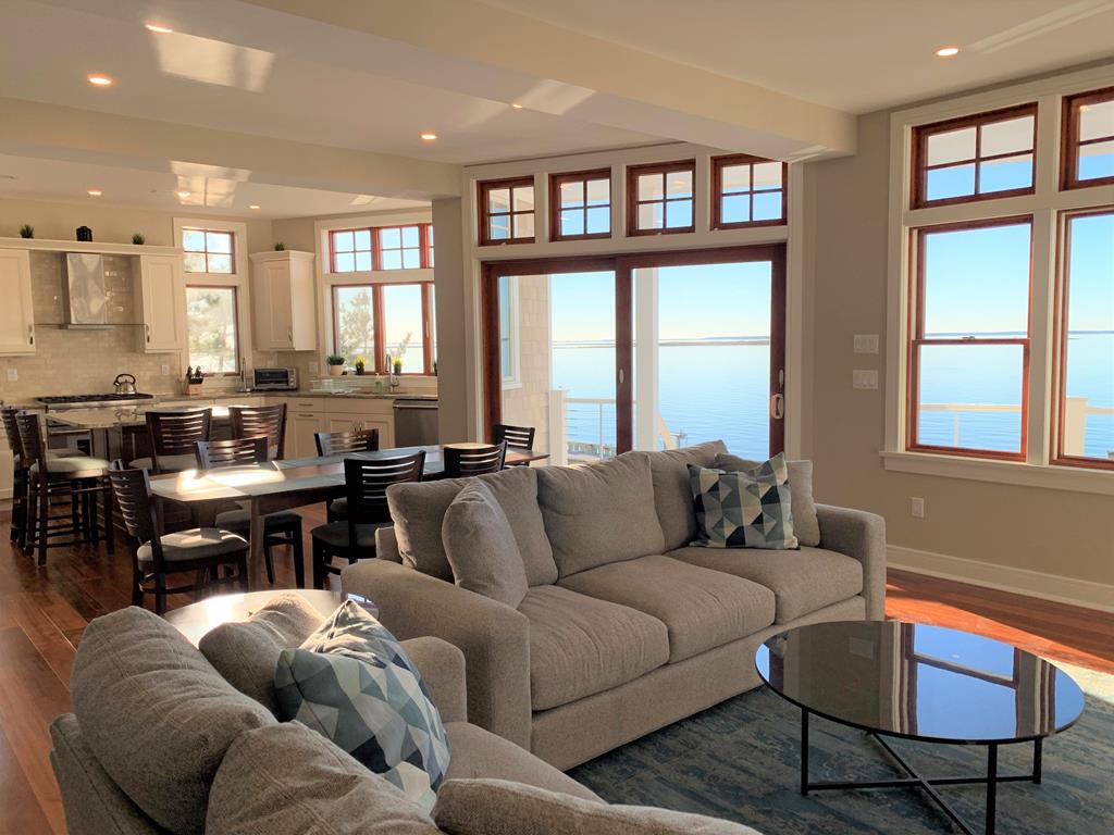 113 W. South 33rd Street, Beach Haven Gardens (Bay Front)