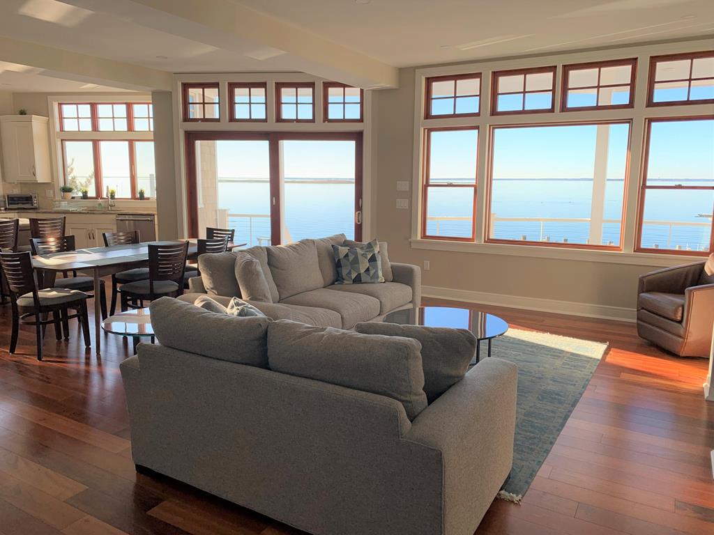 113 W. South 33rd Street, Beach Haven Gardens (Bay Front)