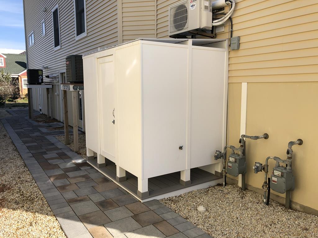 13516 Beach Avenue, Beach Haven Gardens (Ocean Side)