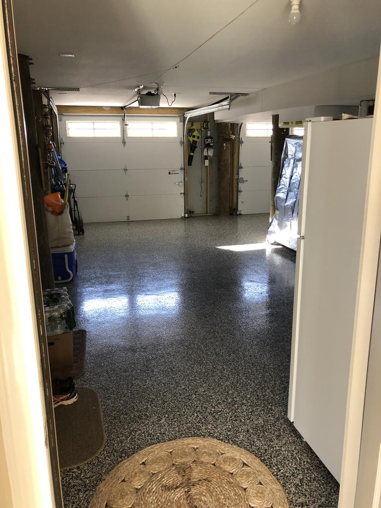 13516 Beach Avenue, Beach Haven Gardens (Ocean Side)