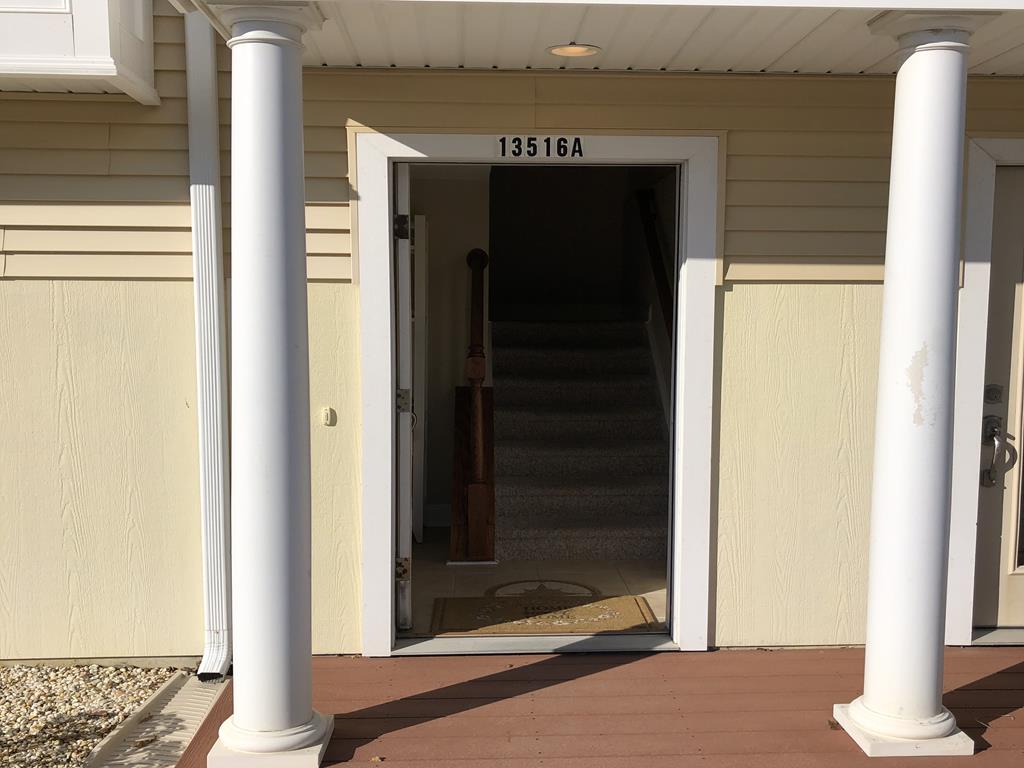 13516 Beach Avenue, Beach Haven Gardens (Ocean Side)