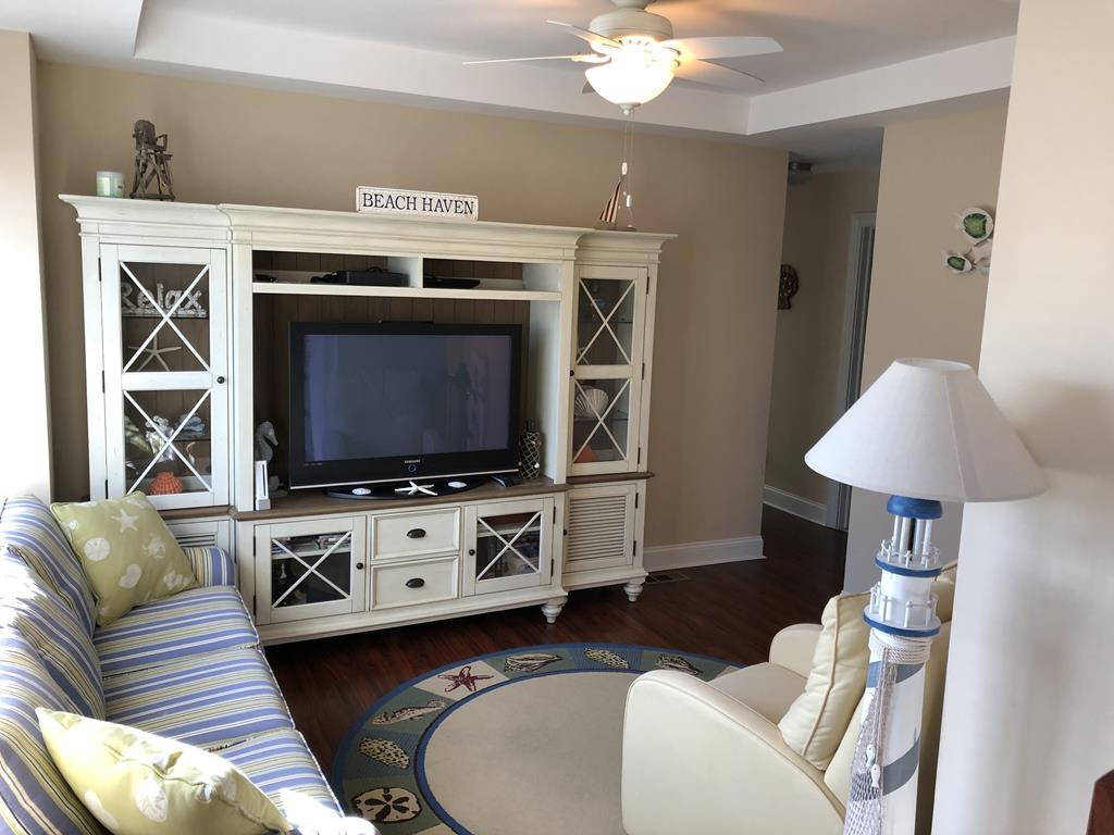 13516 Beach Avenue, Beach Haven Gardens (Ocean Side)