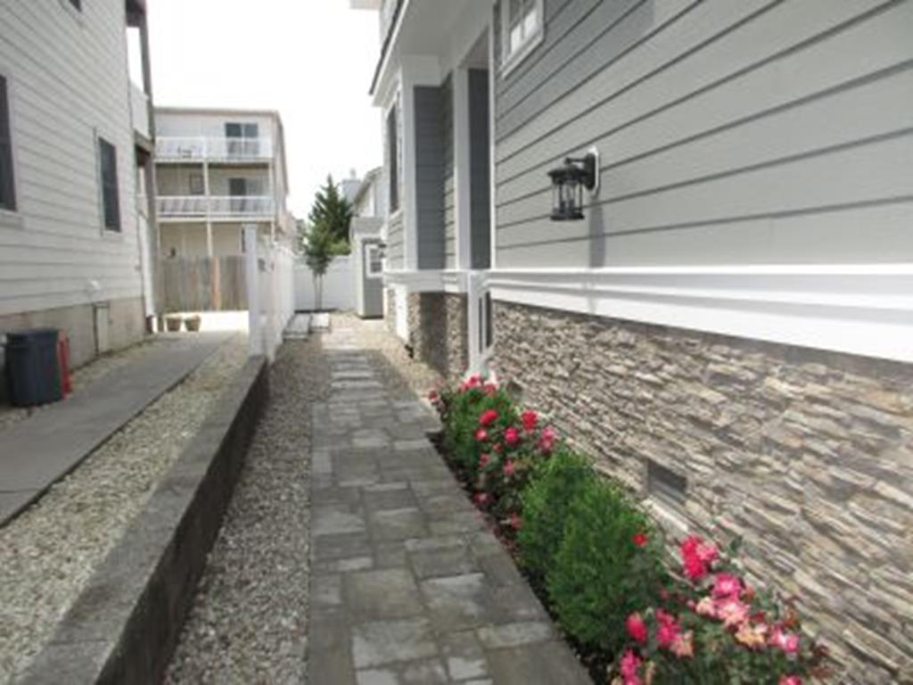 34 75th st, Sea Isle City (Beach Block)