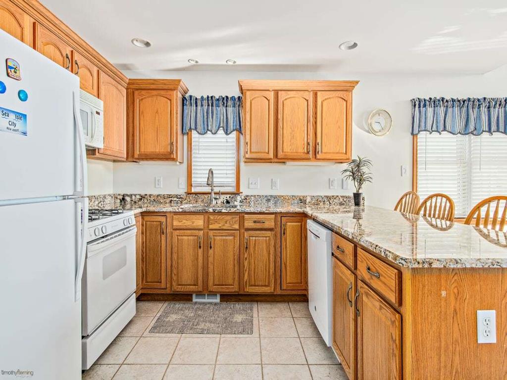7504 Landis Avenue, Sea Isle City (Center)
