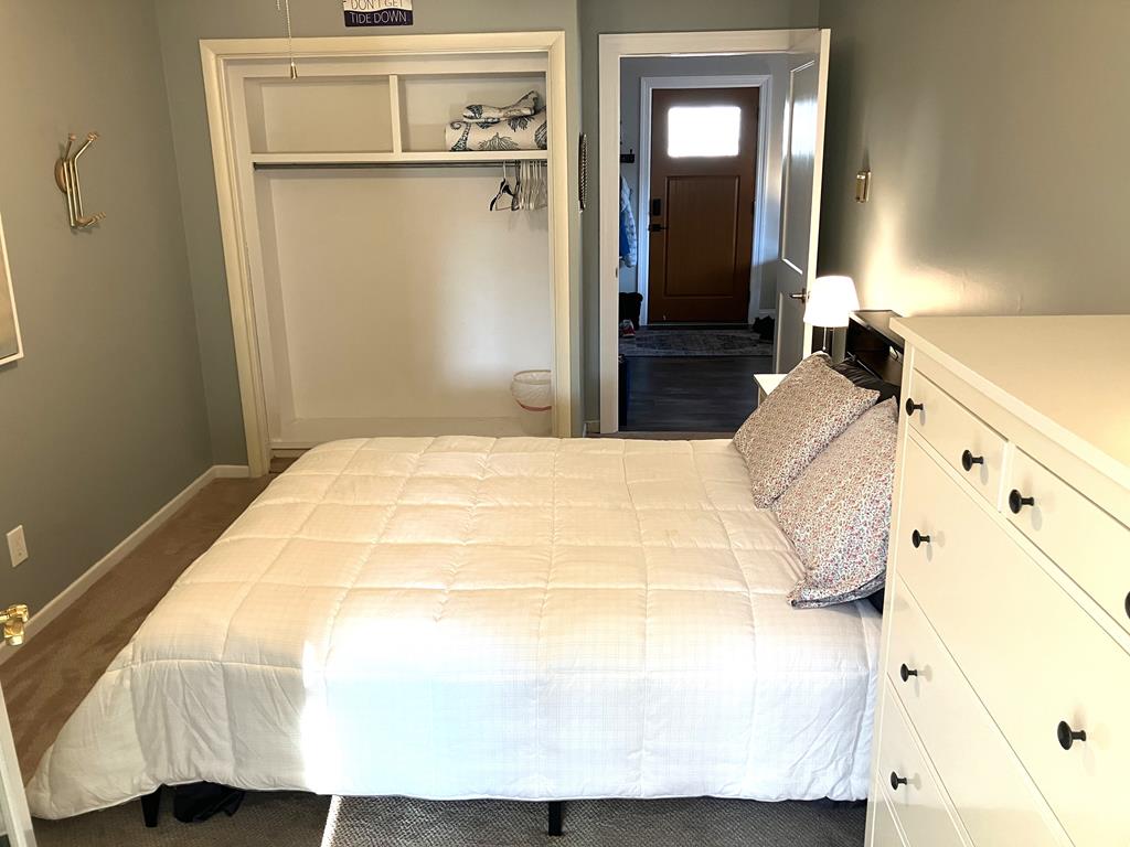 CLOSE TO BEACH AND TOWN - Grant St | Photo 12