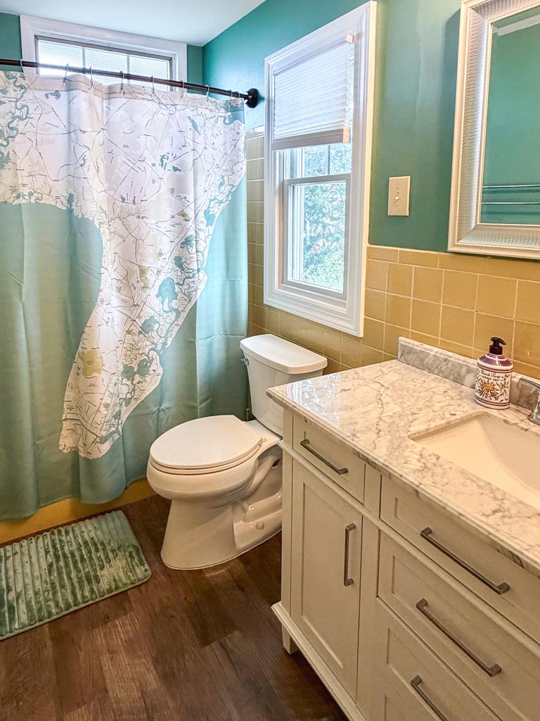 CLOSE TO BEACH AND TOWN - Grant St | Photo 33