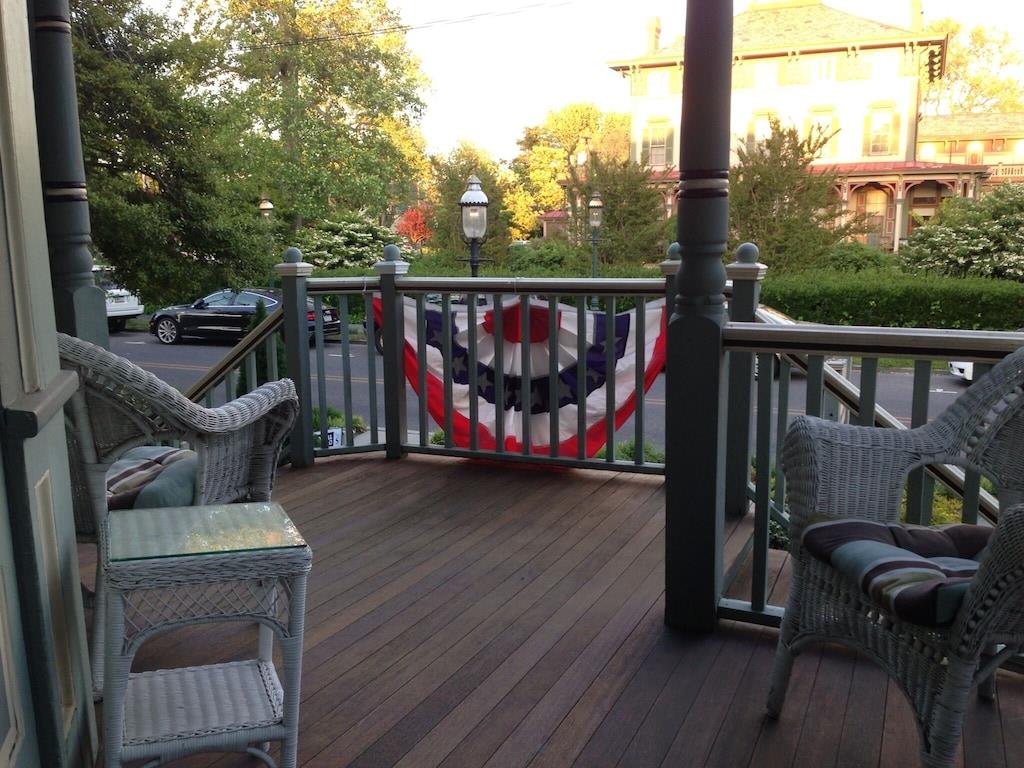 https://realtimerental.com/rrv10/RentalPhotos/1049/1049524.25.jpg