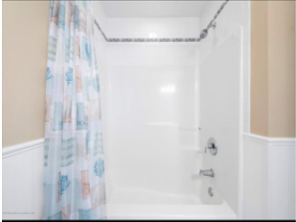 2501 Long Beach Boulevard, Spray Beach (Ocean Side)