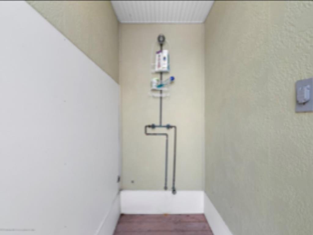 2501 Long Beach Boulevard, Spray Beach (Ocean Side)