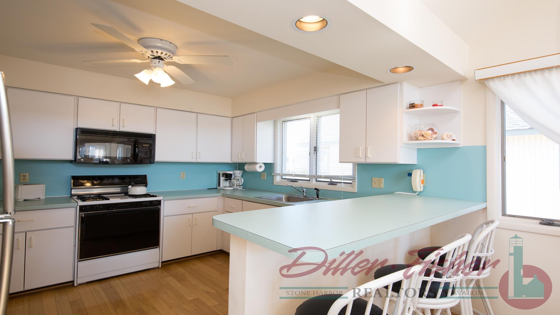 380 94th Street, Stone Harbor (Mid-Island) - Picture 5