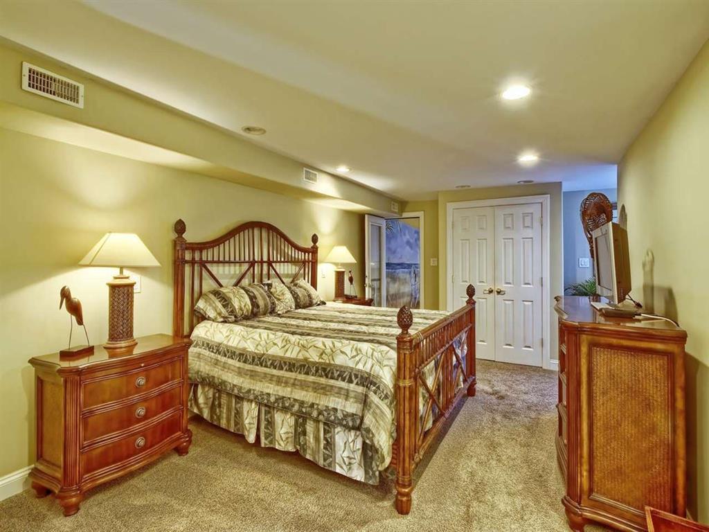 6709 Pleasure  Avenue - Picture 