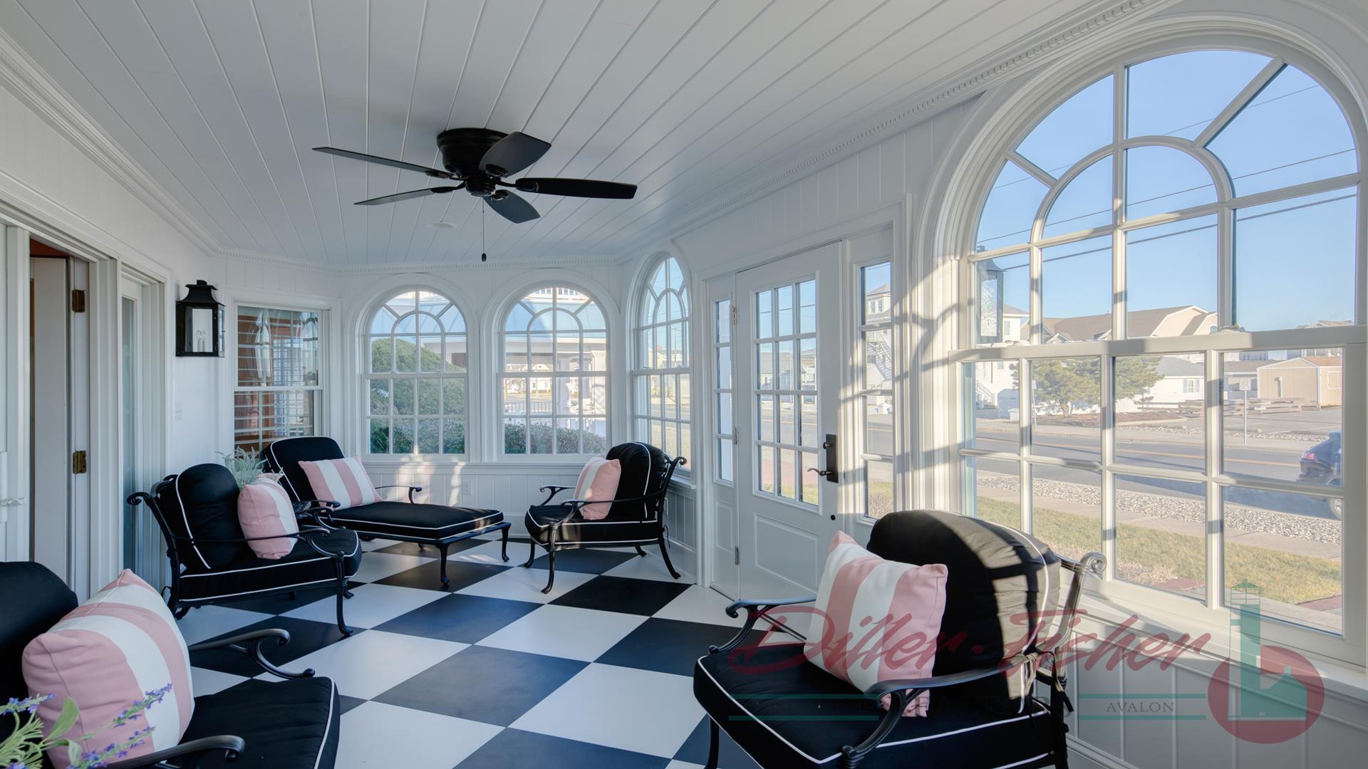 9415 First Avenue, Stone Harbor (Beach Block) - Picture 2