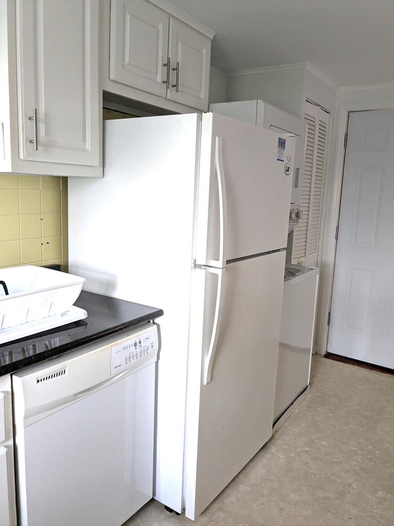 111 E Connecticut Avenue, Brighton Beach (Ocean Block)