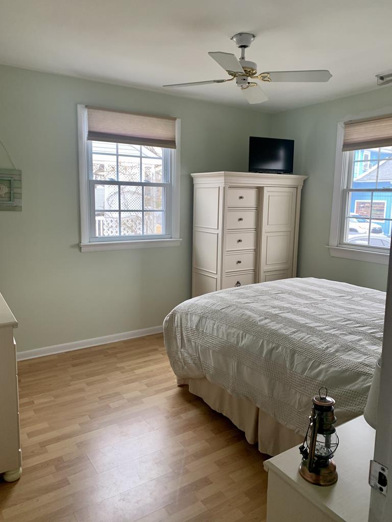 Close to Town/Beach & Pet Friendly Single Family | Photo 13