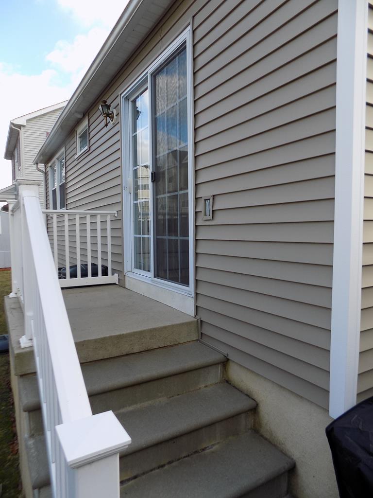 Close to Town/Beach & Pet Friendly Single Family Jersey Cape Realty