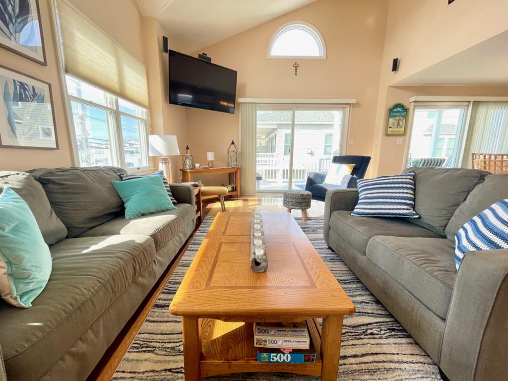 7713 Landis Avenue, Sea Isle City (Beach Block)