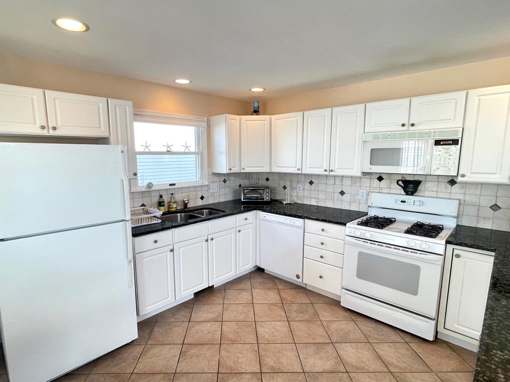 7713 Landis Avenue, Sea Isle City (Beach Block)