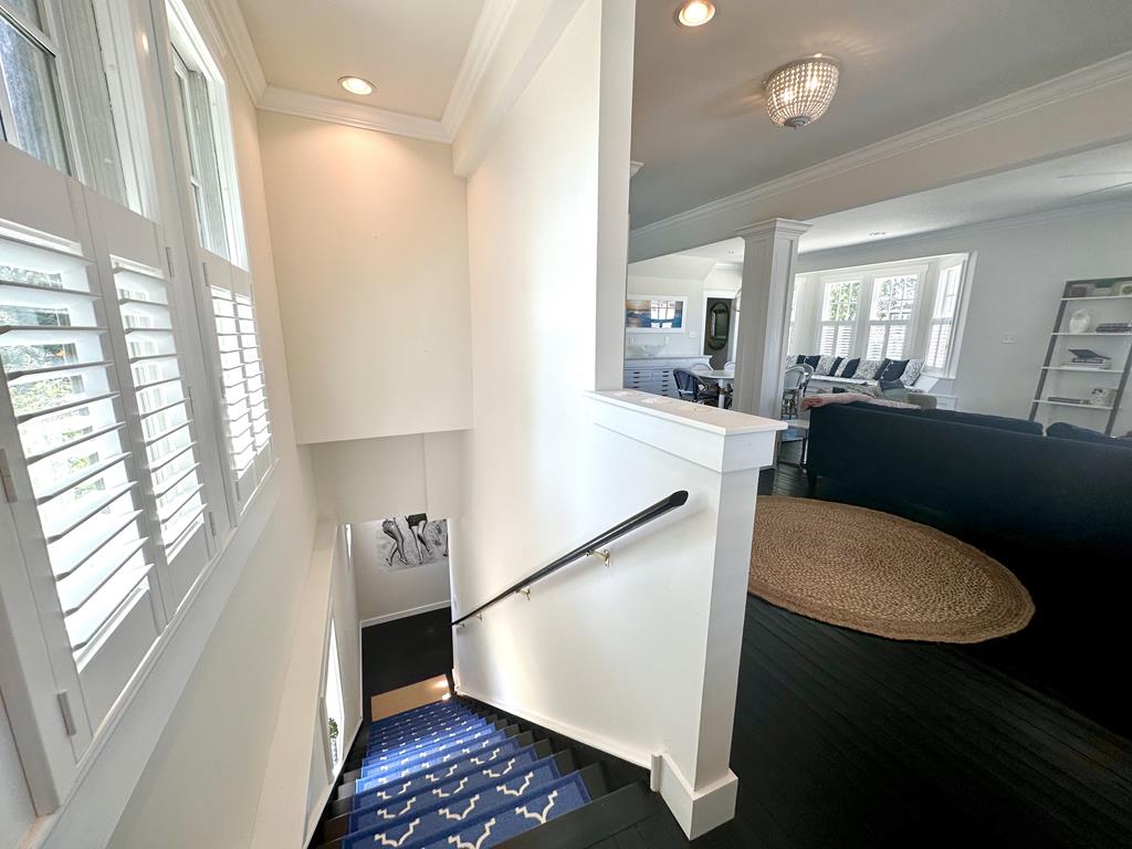 Renovated Colorful Cottage | Photo 24