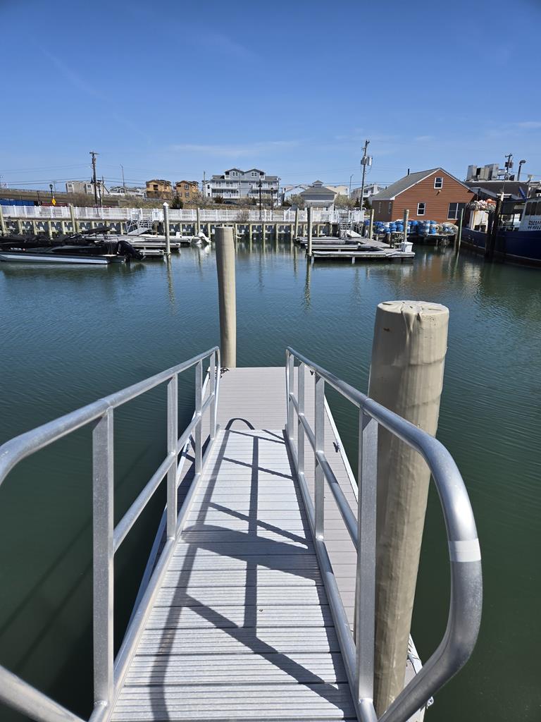 339 43rd Place, Sea Isle City (Bay Front)