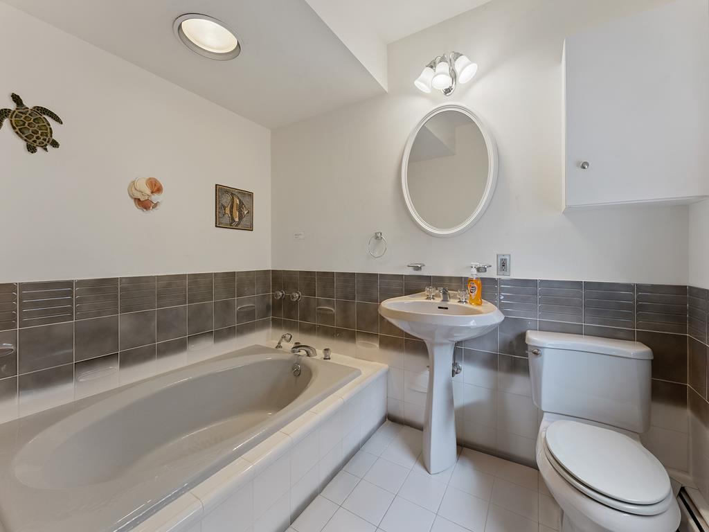 6500 Central Avenue - Picture 