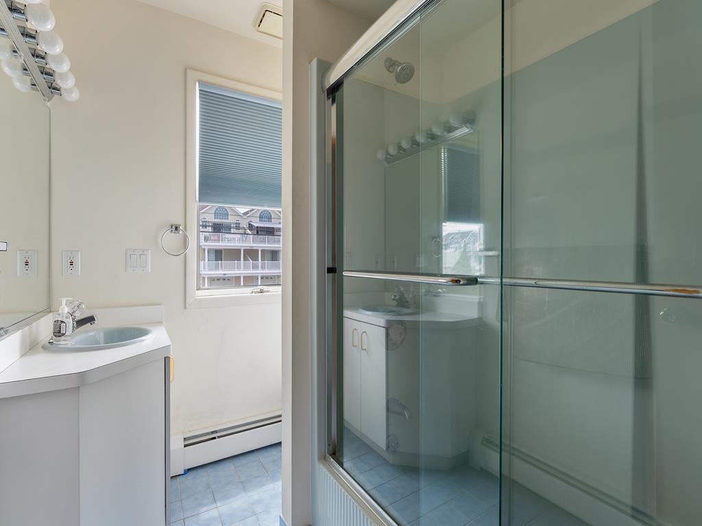 6500 Central Avenue - Picture 