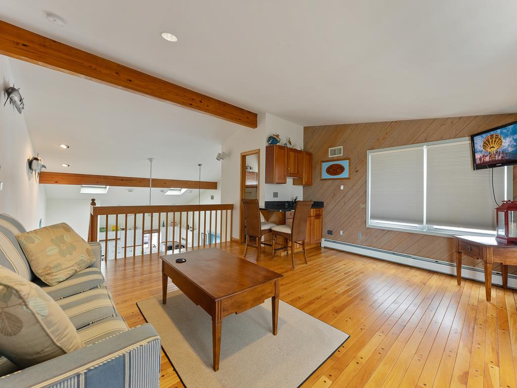 6500 Central Avenue - Picture 