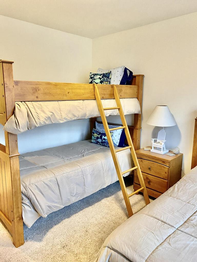 5605 Pleasure Avenue, Sea Isle City (Beach Block)