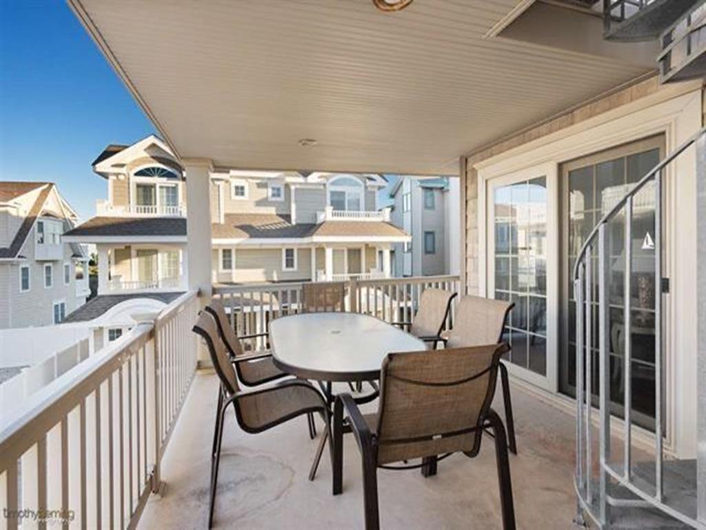 5605 Pleasure Avenue, Sea Isle City (Beach Block)