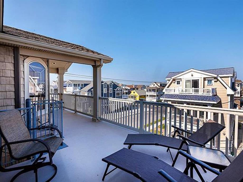 5605 Pleasure Avenue, Sea Isle City (Beach Block)
