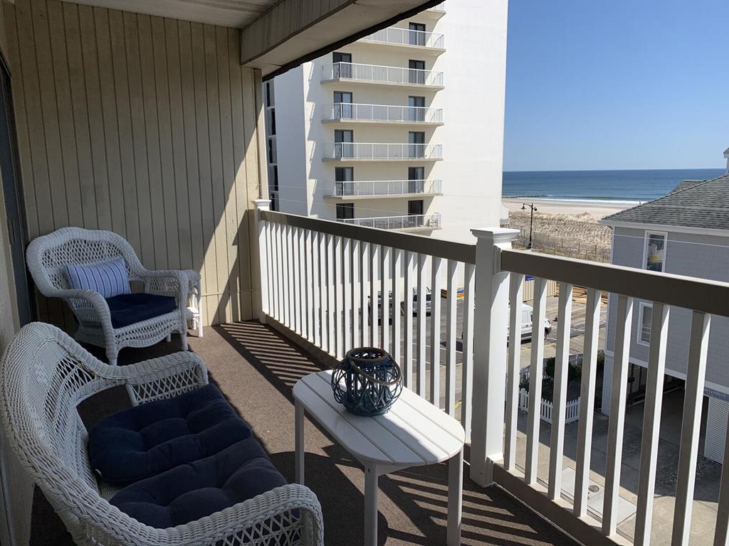 3800 Pleasure Avenue, Sea Isle City (Beach Block)