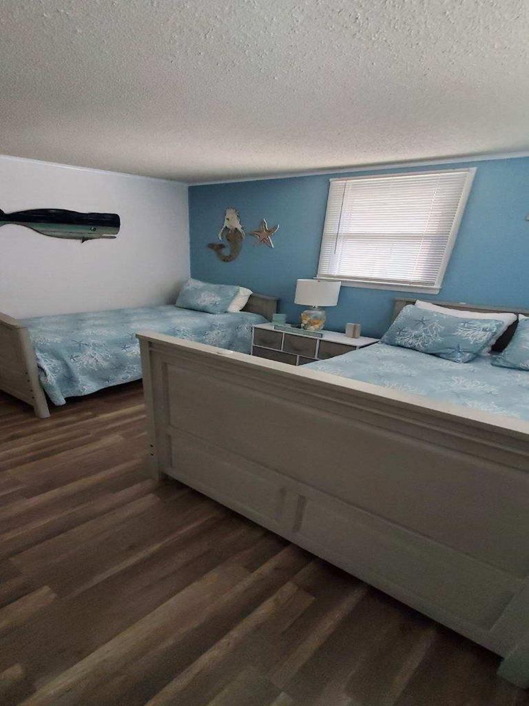 23 E. Nevada Avenue, Haven Beach (Ocean Side)