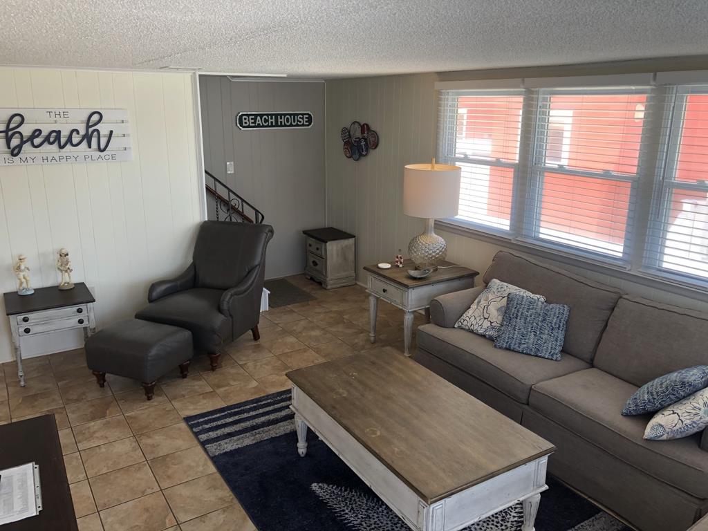 23 E. Nevada Avenue, Haven Beach (Ocean Side)