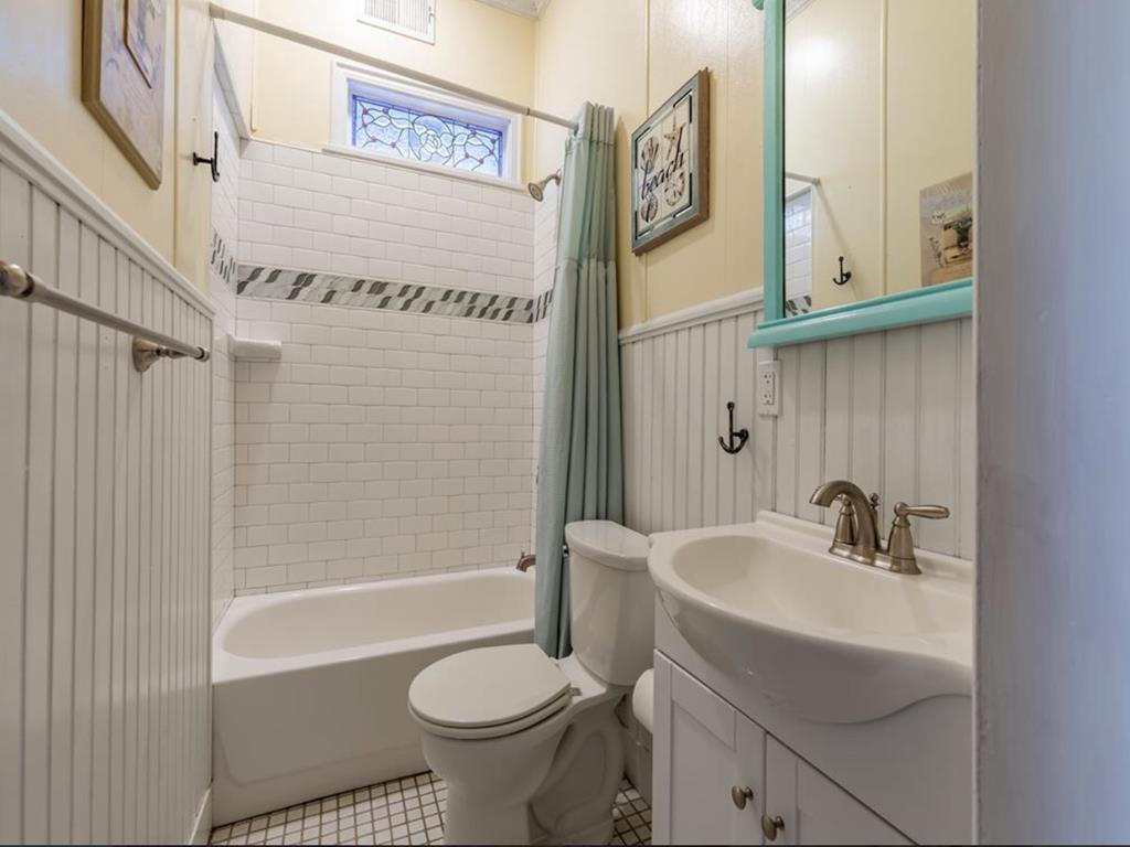 817 Stockton Avenue, Apt 1 | Photo 20