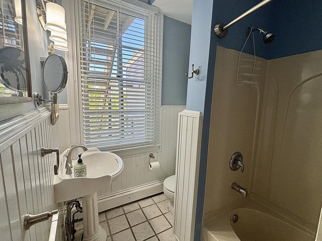 817 Stockton Avenue, Apt 2 | Photo 18