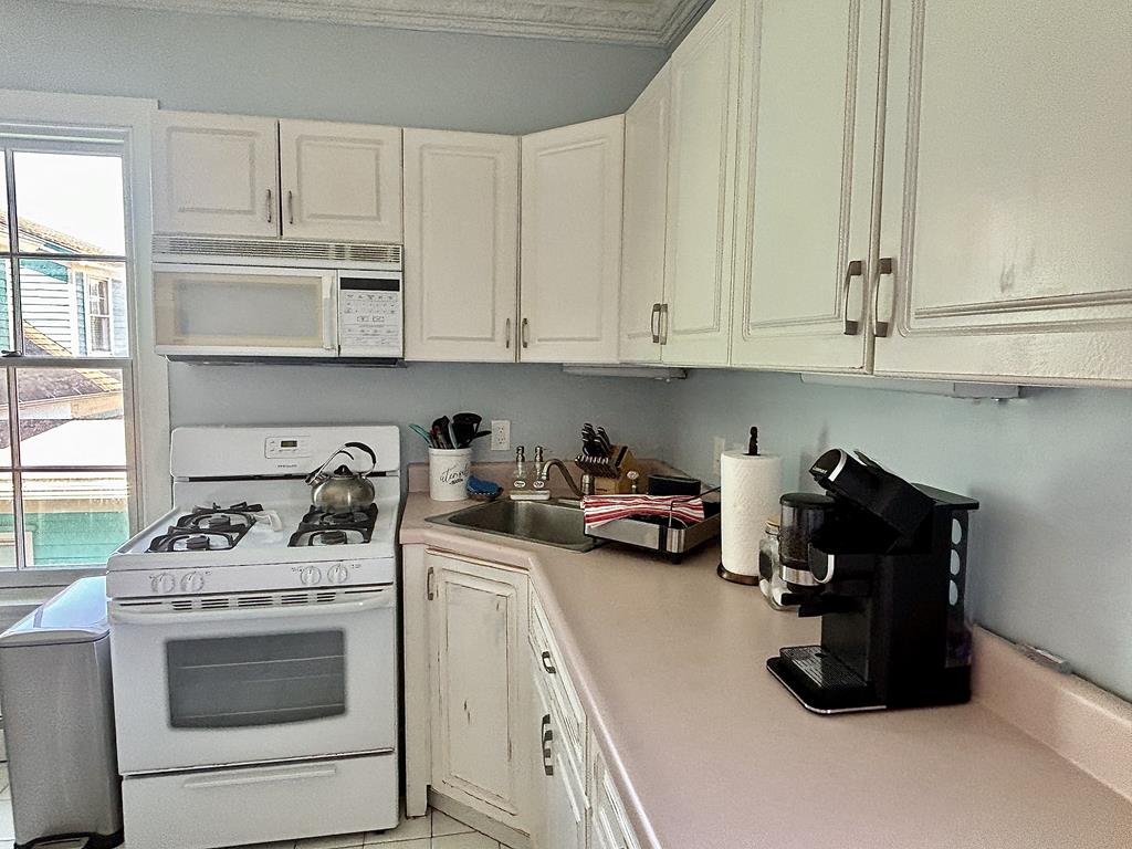 817 Stockton Avenue, Apt 3 | Photo 8