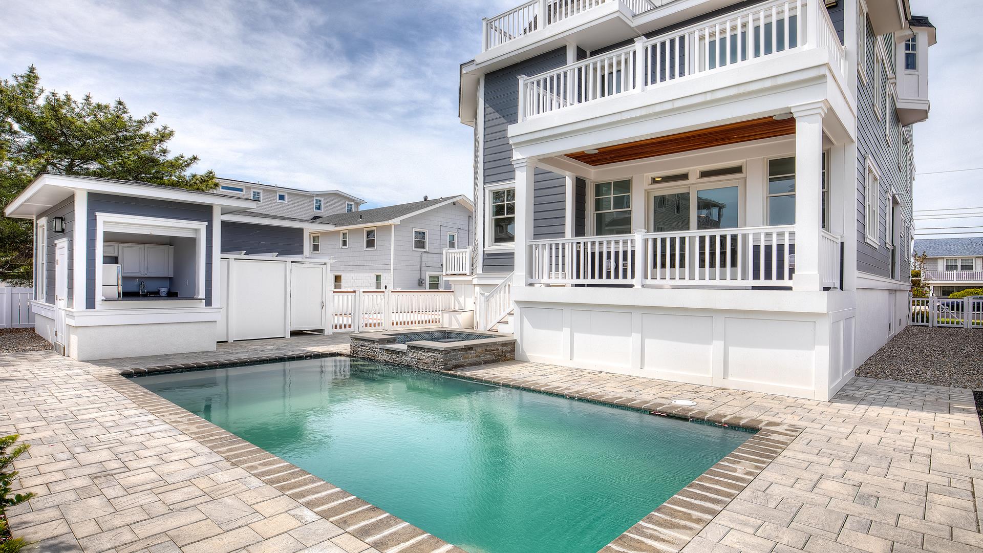 241 68th Street, Avalon (Mid-Island) - Picture 3