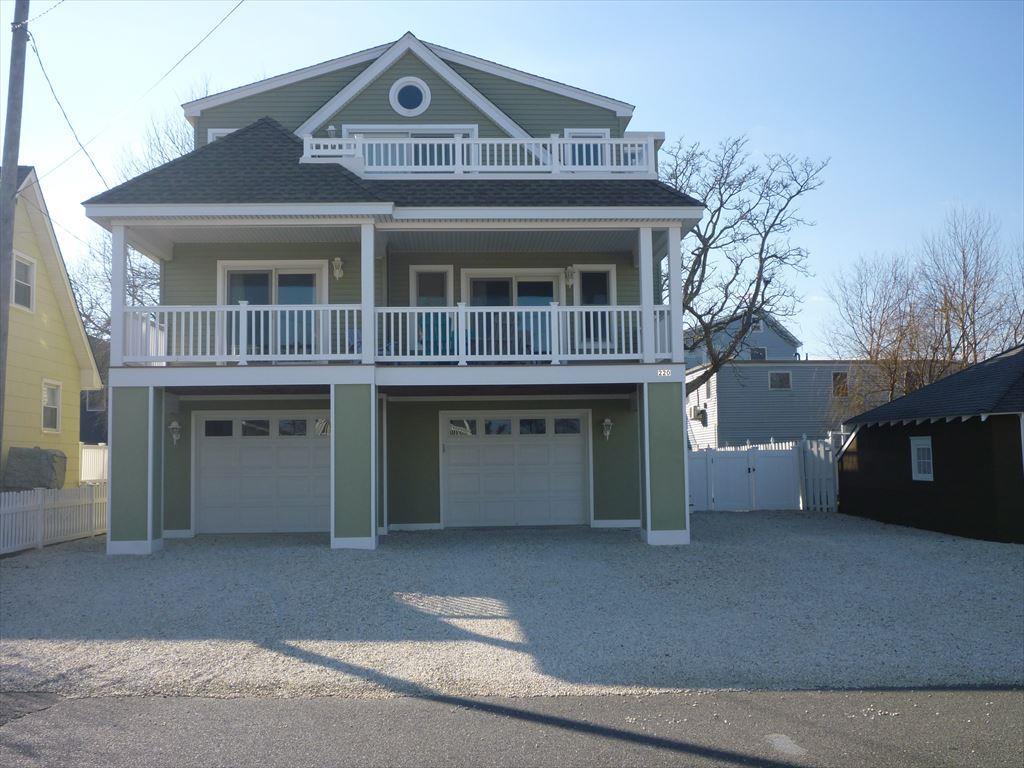 220 Twelfth Street, Beach Haven (Ocean Side)