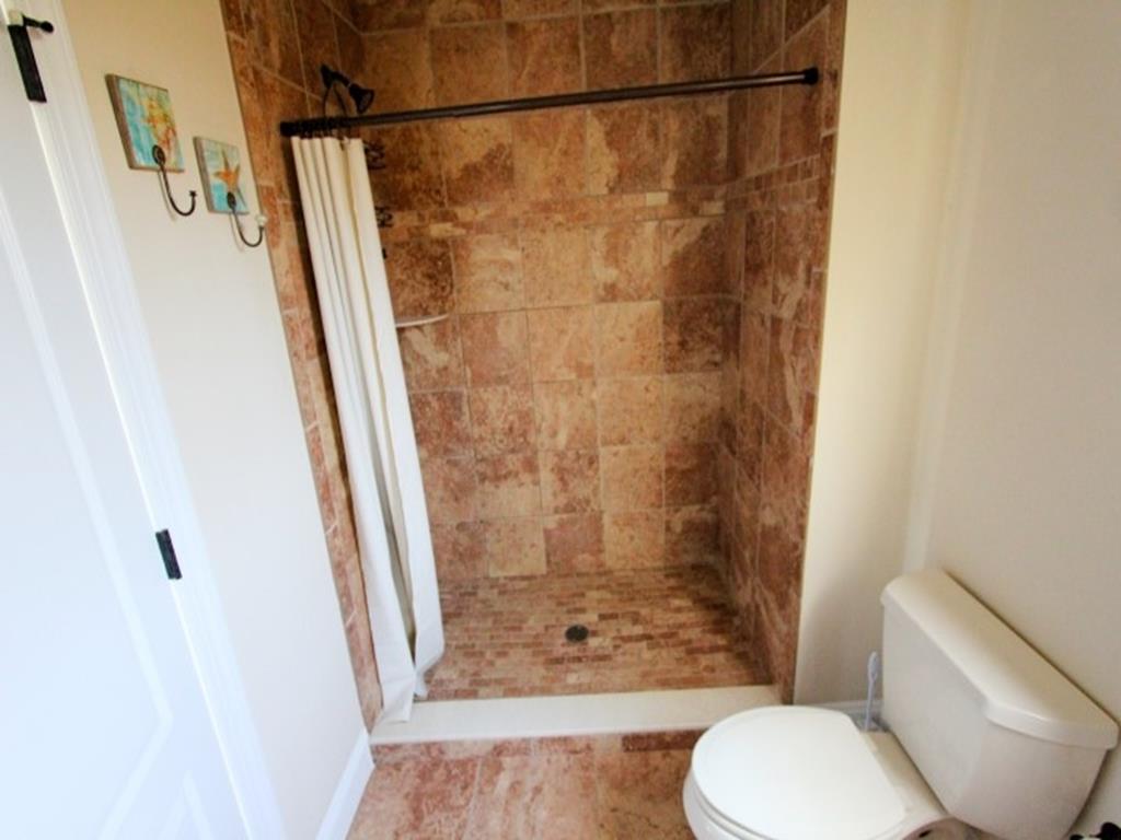 220 Twelfth Street, Beach Haven (Ocean Side)