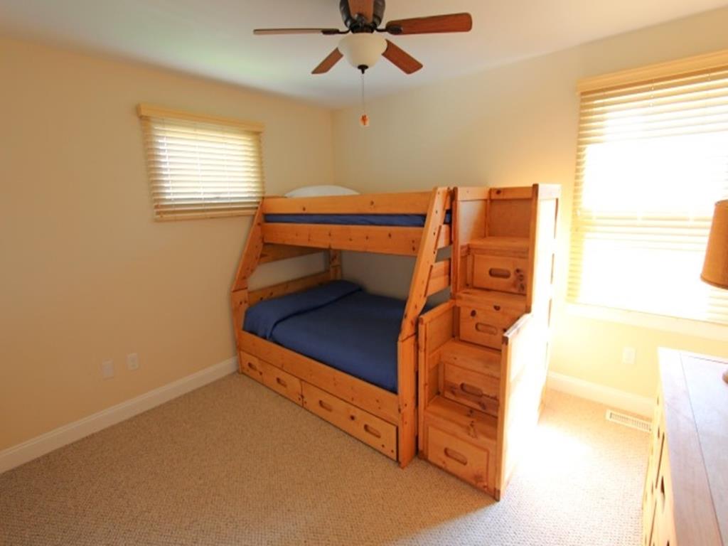 220 Twelfth Street, Beach Haven (Ocean Side)