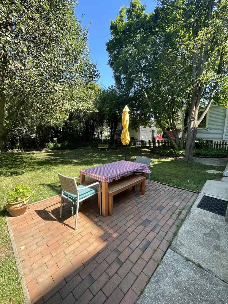 Lillys Butterscotch Cottage-5 Bdrm w/bonus loft!! | Photo 8