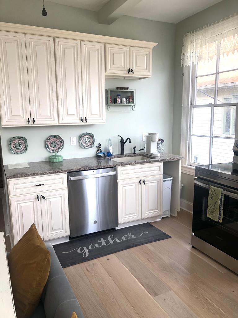 Summerwinds #2 | Photo 8