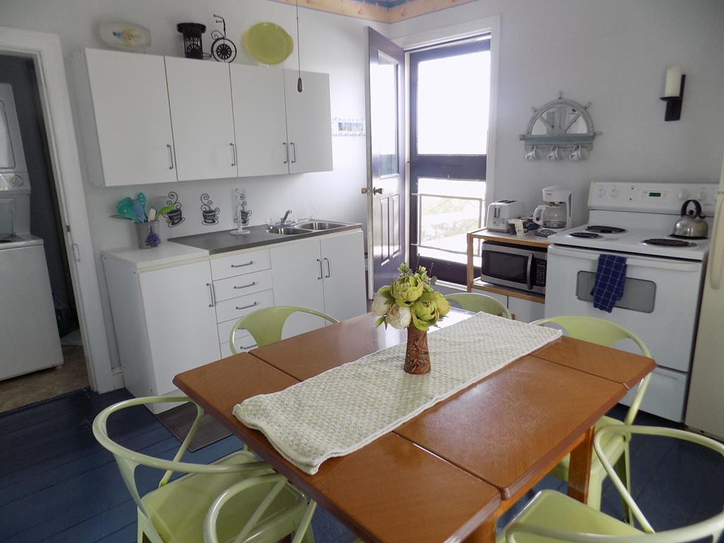 Summerwinds #3 | Photo 8