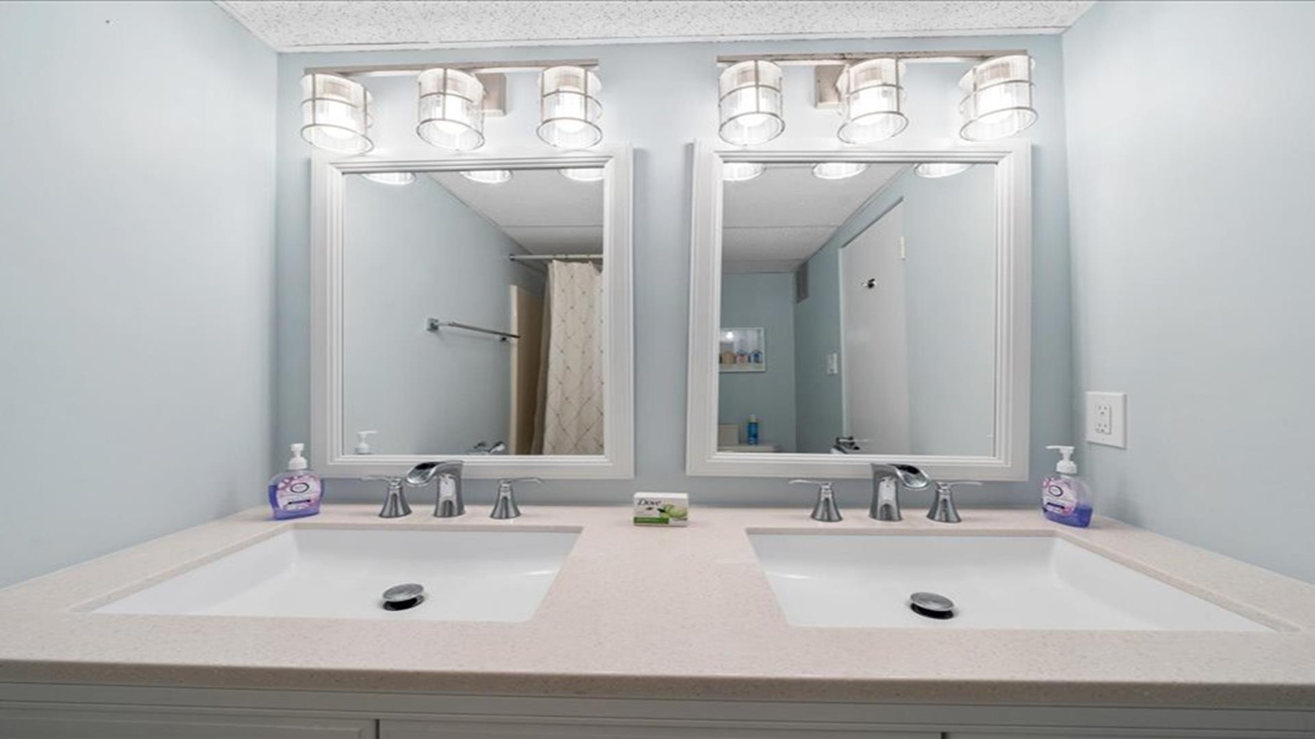 351 96th street, Stone Harbor (Bay Front)