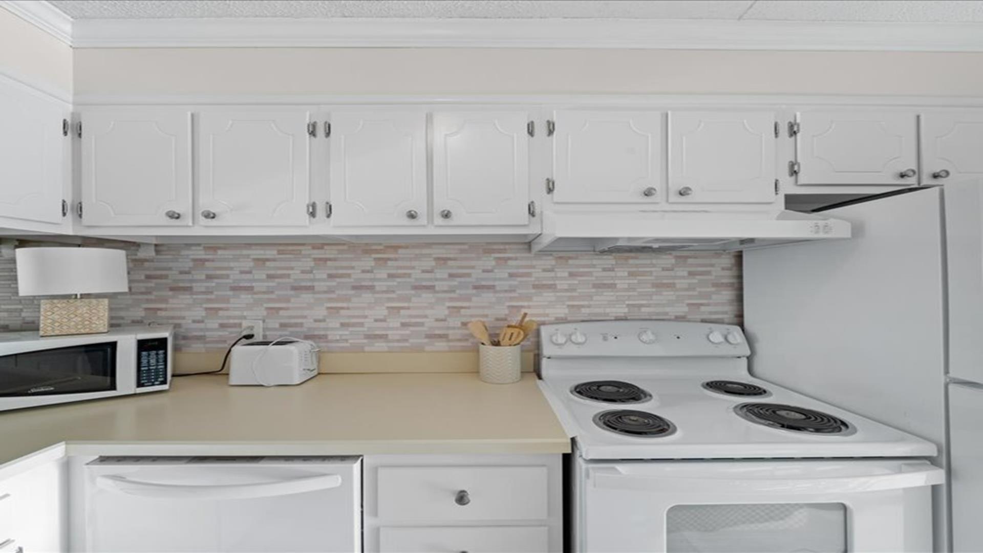 351 96th street, Stone Harbor (Bay Front)