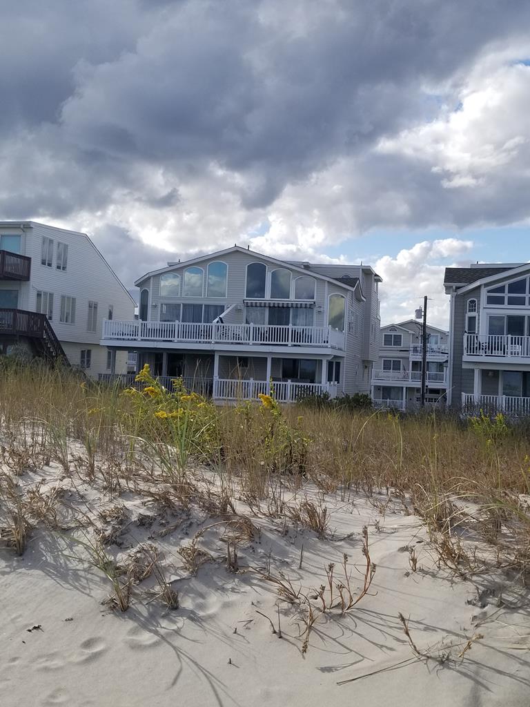 6505 Pleasure Avenue, Sea Isle City (Beach Front)